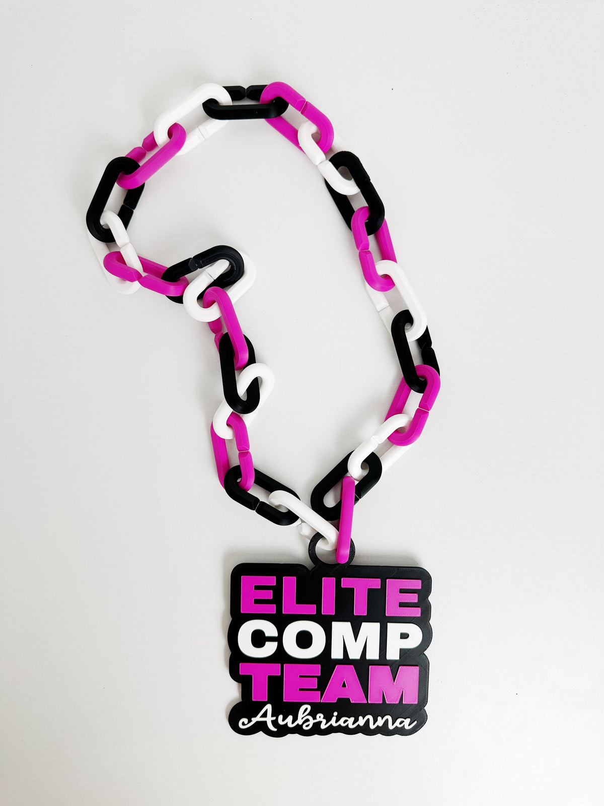 Custom HYPE Chains by TaylorMade Studio, detail view