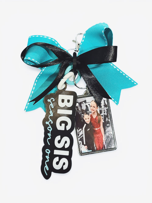 BIG SIS/ LIL SIS Keychain by TaylorMade Studio, detail view